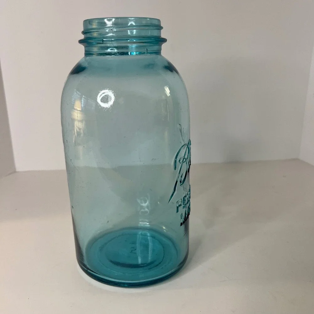 Vintage 1923 - 1933 Ball Perfect Mason Jar Aqua‎ 1/2 Gal 64 oz 4.5 x 9